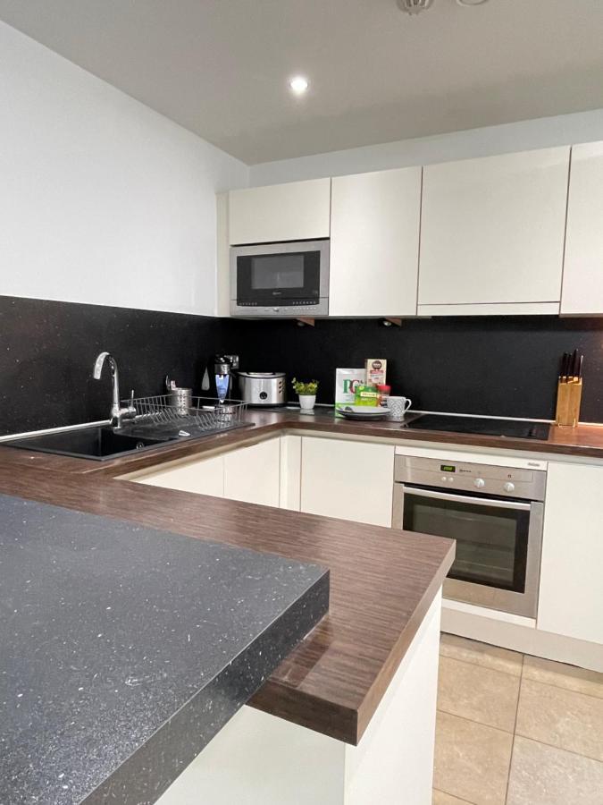 Wharf Inn Premier Apartment Central Manchester - Free Private Parking Exterior foto