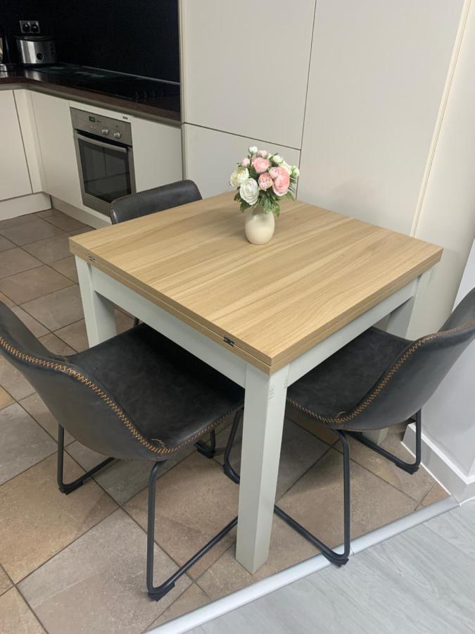 Wharf Inn Premier Apartment Central Manchester - Free Private Parking Exterior foto